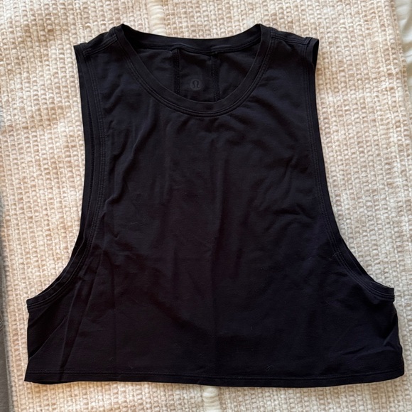 Lululemon Crop Tanks Black and Olive Green Size 4 - Picture 3 of 6